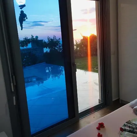 Sunset House דירה *