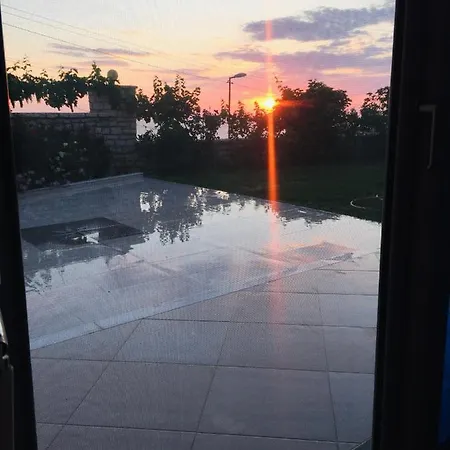 דירה Sunset House קסאמיל